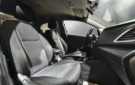 Hyundai Solaris II рестайлинг, 2017 год, 1 399 000 рублей, 17 фотография