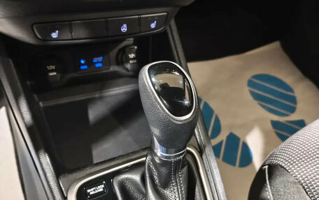 Hyundai Solaris II рестайлинг, 2017 год, 1 399 000 рублей, 13 фотография