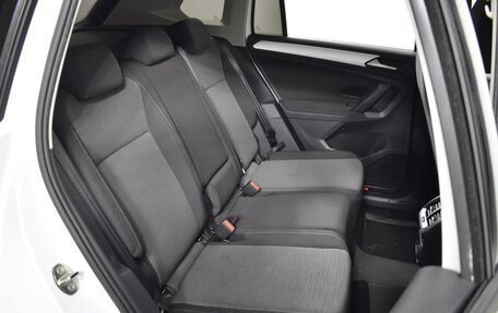 Volkswagen Tiguan II, 2021 год, 2 498 900 рублей, 7 фотография