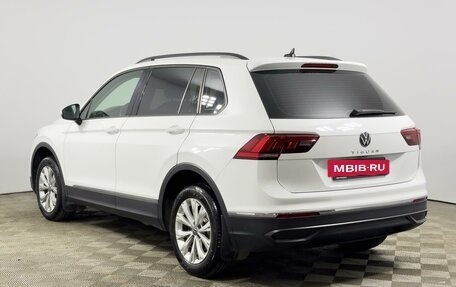Volkswagen Tiguan II, 2021 год, 2 498 900 рублей, 2 фотография