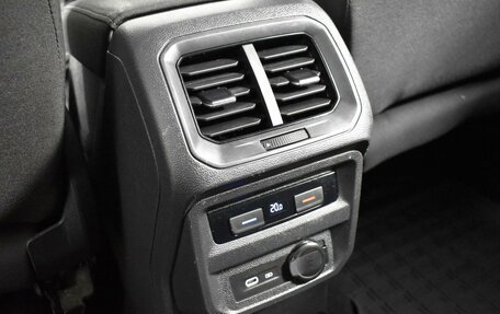 Volkswagen Tiguan II, 2021 год, 2 498 900 рублей, 22 фотография