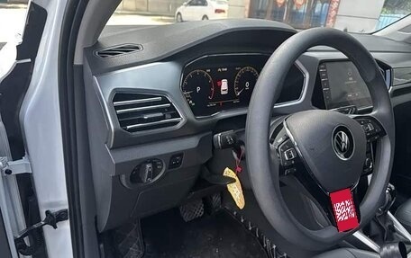Volkswagen T-Cross I, 2022 год, 1 380 000 рублей, 9 фотография