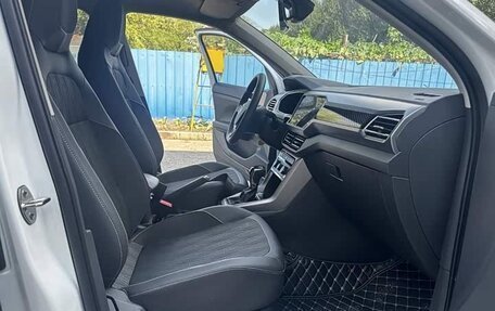 Volkswagen T-Cross I, 2022 год, 1 380 000 рублей, 13 фотография