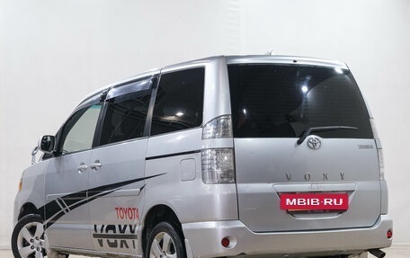 Toyota Voxy II, 2006 год, 1 149 000 рублей, 5 фотография