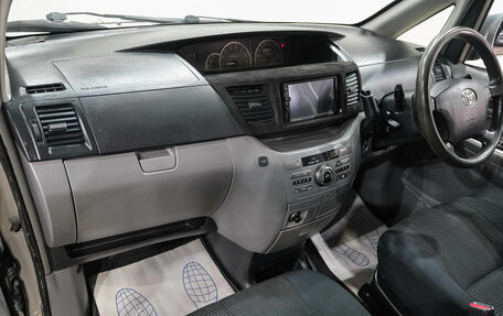 Toyota Voxy II, 2006 год, 1 149 000 рублей, 14 фотография