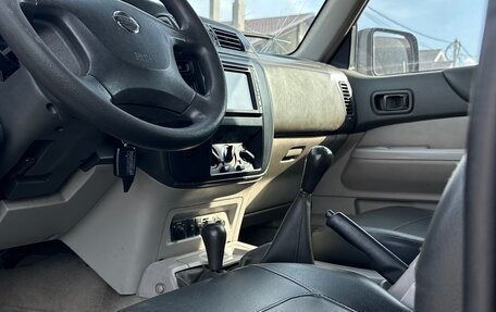 Nissan Patrol, 2004 год, 1 300 000 рублей, 8 фотография