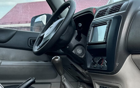 Nissan Patrol, 2004 год, 1 300 000 рублей, 10 фотография