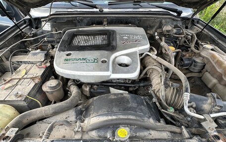 Nissan Patrol, 2004 год, 1 300 000 рублей, 12 фотография