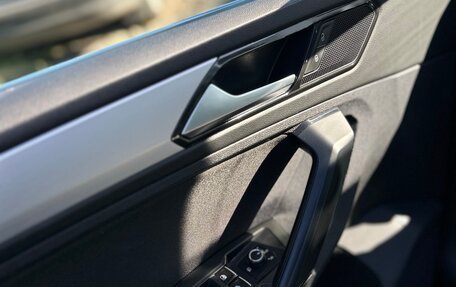 Volkswagen Tiguan II, 2017 год, 1 990 000 рублей, 13 фотография