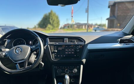 Volkswagen Tiguan II, 2017 год, 1 990 000 рублей, 14 фотография