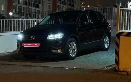 Volkswagen Tiguan II, 2017 год, 1 990 000 рублей, 11 фотография