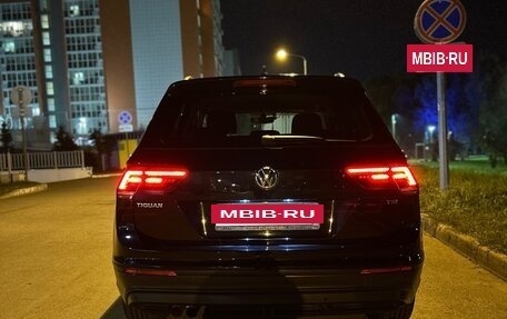 Volkswagen Tiguan II, 2017 год, 1 990 000 рублей, 9 фотография