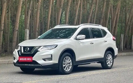 Nissan X-Trail, 2023 год, 1 750 000 рублей, 2 фотография