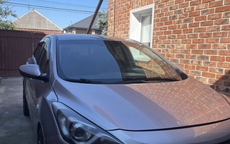 Hyundai i30 II рестайлинг, 2013 год, 840 000 рублей, 3 фотография
