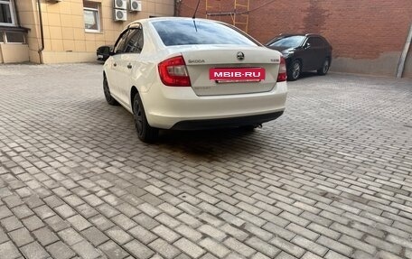 Skoda Rapid I, 2015 год, 650 000 рублей, 4 фотография