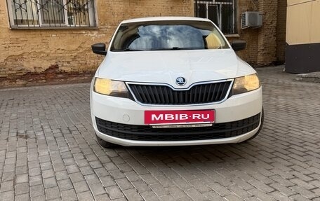 Skoda Rapid I, 2015 год, 650 000 рублей, 3 фотография