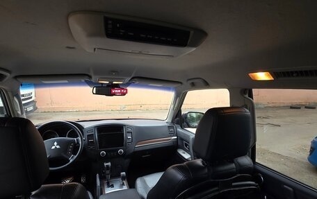 Mitsubishi Pajero IV, 2008 год, 1 400 000 рублей, 13 фотография