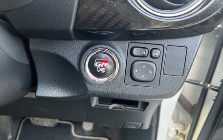 Toyota Vitz, 2019 год, 1 350 000 рублей, 13 фотография