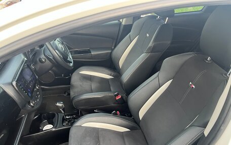 Toyota Vitz, 2019 год, 1 350 000 рублей, 19 фотография