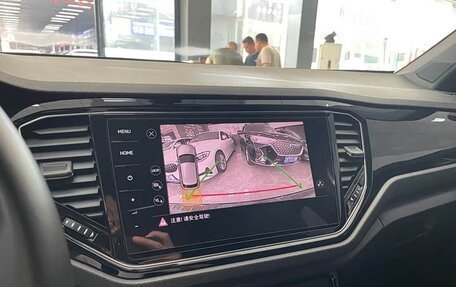 Volkswagen T-Roc I, 2022 год, 1 460 000 рублей, 9 фотография