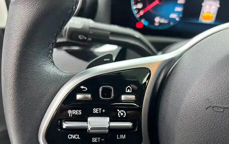 Mercedes-Benz A-Класс, 2022 год, 1 650 000 рублей, 11 фотография