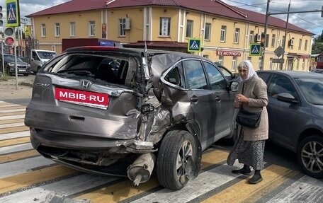 Honda CR-V IV, 2017 год, 1 000 000 рублей, 2 фотография