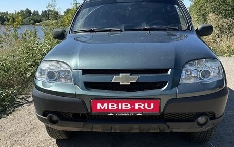 Chevrolet Niva I рестайлинг, 2010 год, 580 000 рублей, 1 фотография