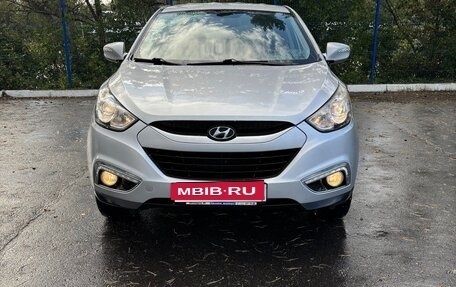 Hyundai ix35 I рестайлинг, 2011 год, 1 300 000 рублей, 1 фотография