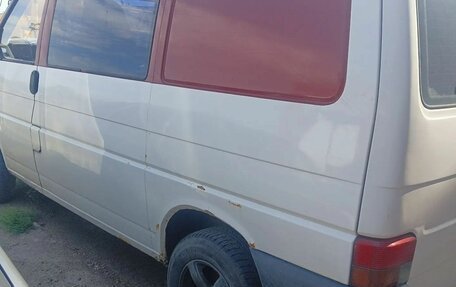 Volkswagen Transporter T4, 1997 год, 370 000 рублей, 3 фотография