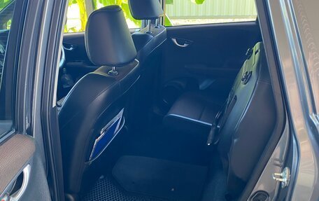 Honda Fit Shuttle I рестайлинг, 2012 год, 860 000 рублей, 14 фотография