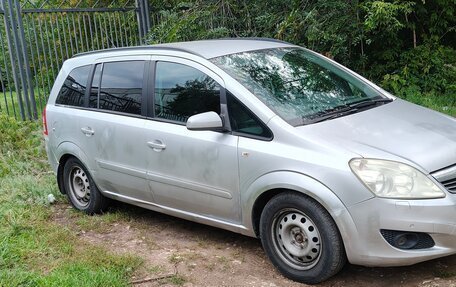 Opel Zafira B, 2008 год, 375 000 рублей, 3 фотография