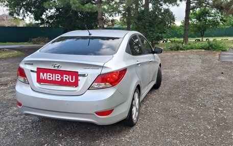 Hyundai Solaris II рестайлинг, 2012 год, 1 200 000 рублей, 3 фотография