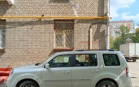 Honda Pilot III рестайлинг, 2013 год, 2 600 000 рублей, 2 фотография