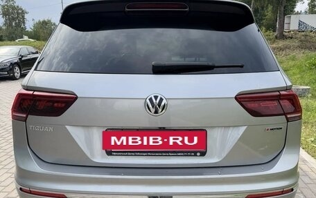 Volkswagen Tiguan II, 2019 год, 3 550 000 рублей, 4 фотография