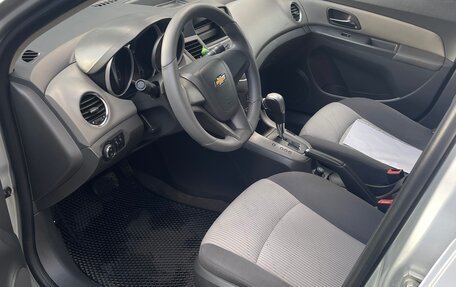 Chevrolet Cruze II, 2010 год, 631 000 рублей, 11 фотография