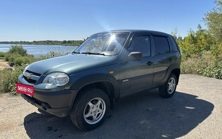 Chevrolet Niva I рестайлинг, 2010 год, 580 000 рублей, 5 фотография