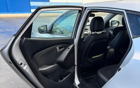 Hyundai ix35 I рестайлинг, 2011 год, 1 300 000 рублей, 12 фотография