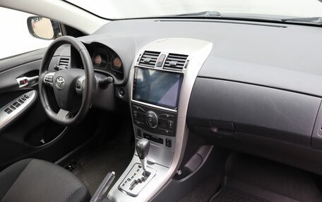 Toyota Corolla, 2011 год, 949 000 рублей, 10 фотография