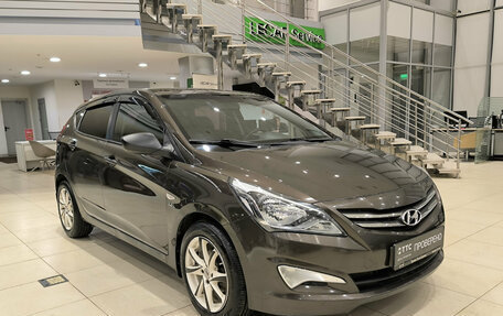 Hyundai Solaris II рестайлинг, 2015 год, 899 000 рублей, 3 фотография