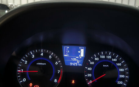 Hyundai Solaris II рестайлинг, 2015 год, 899 000 рублей, 16 фотография