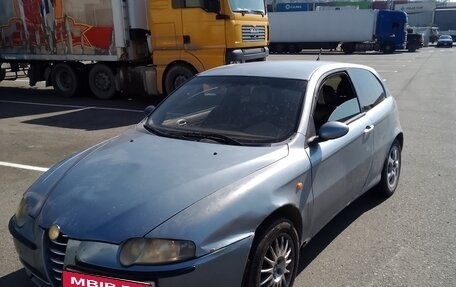 Alfa Romeo 147 I рестайлинг, 2002 год, 320 000 рублей, 1 фотография