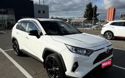 Toyota RAV4, 2021 год, 3 600 000 рублей, 1 фотография
