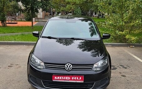 Volkswagen Polo VI (EU Market), 2013 год, 990 000 рублей, 1 фотография