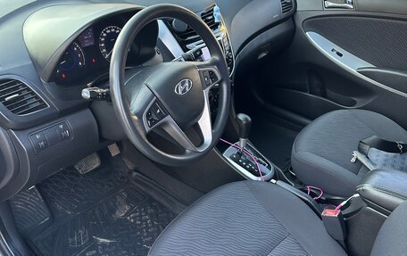 Hyundai Solaris II рестайлинг, 2012 год, 620 000 рублей, 17 фотография