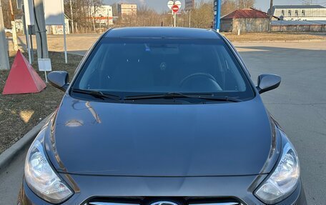 Hyundai Solaris II рестайлинг, 2012 год, 620 000 рублей, 18 фотография