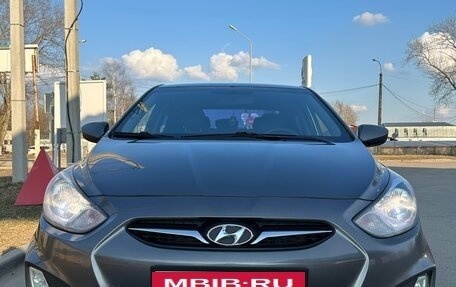 Hyundai Solaris II рестайлинг, 2012 год, 620 000 рублей, 20 фотография