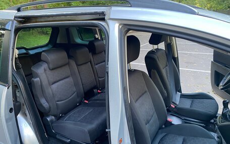 Mazda 5 I рестайлинг, 2007 год, 620 000 рублей, 11 фотография