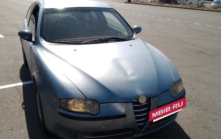 Alfa Romeo 147 I рестайлинг, 2002 год, 320 000 рублей, 2 фотография