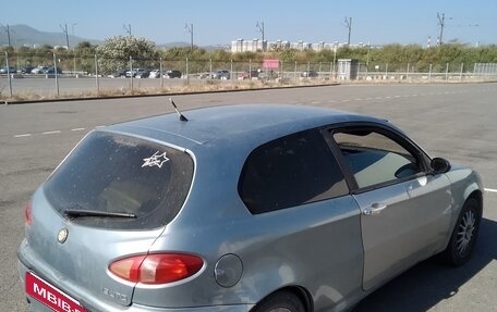 Alfa Romeo 147 I рестайлинг, 2002 год, 320 000 рублей, 3 фотография