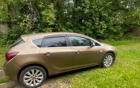 Opel Astra J, 2012 год, 870 000 рублей, 3 фотография